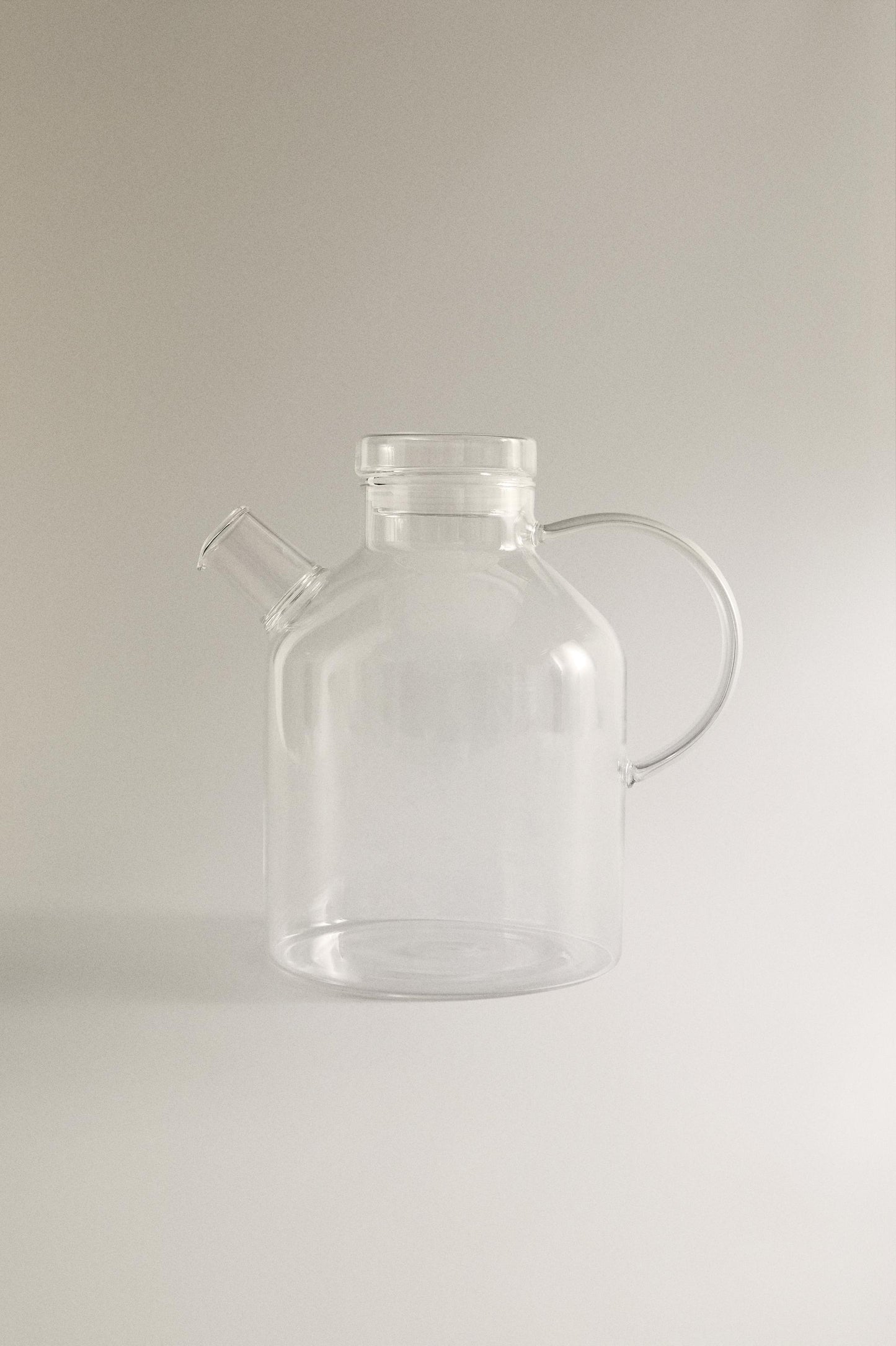 Drinkware, pitcher, borosilicate glass, side handle