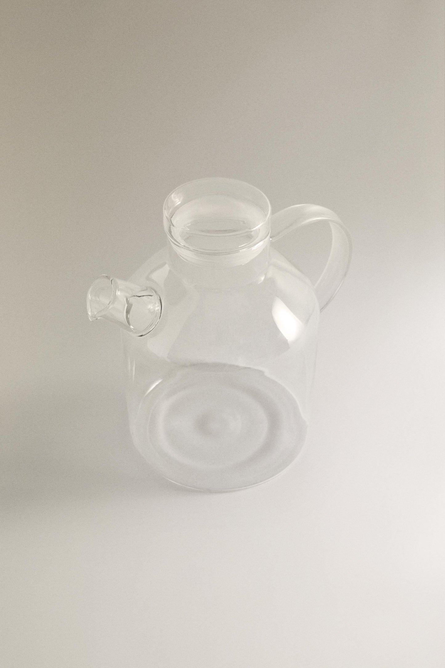 Drinkware, pitcher, borosilicate glass, side handle
