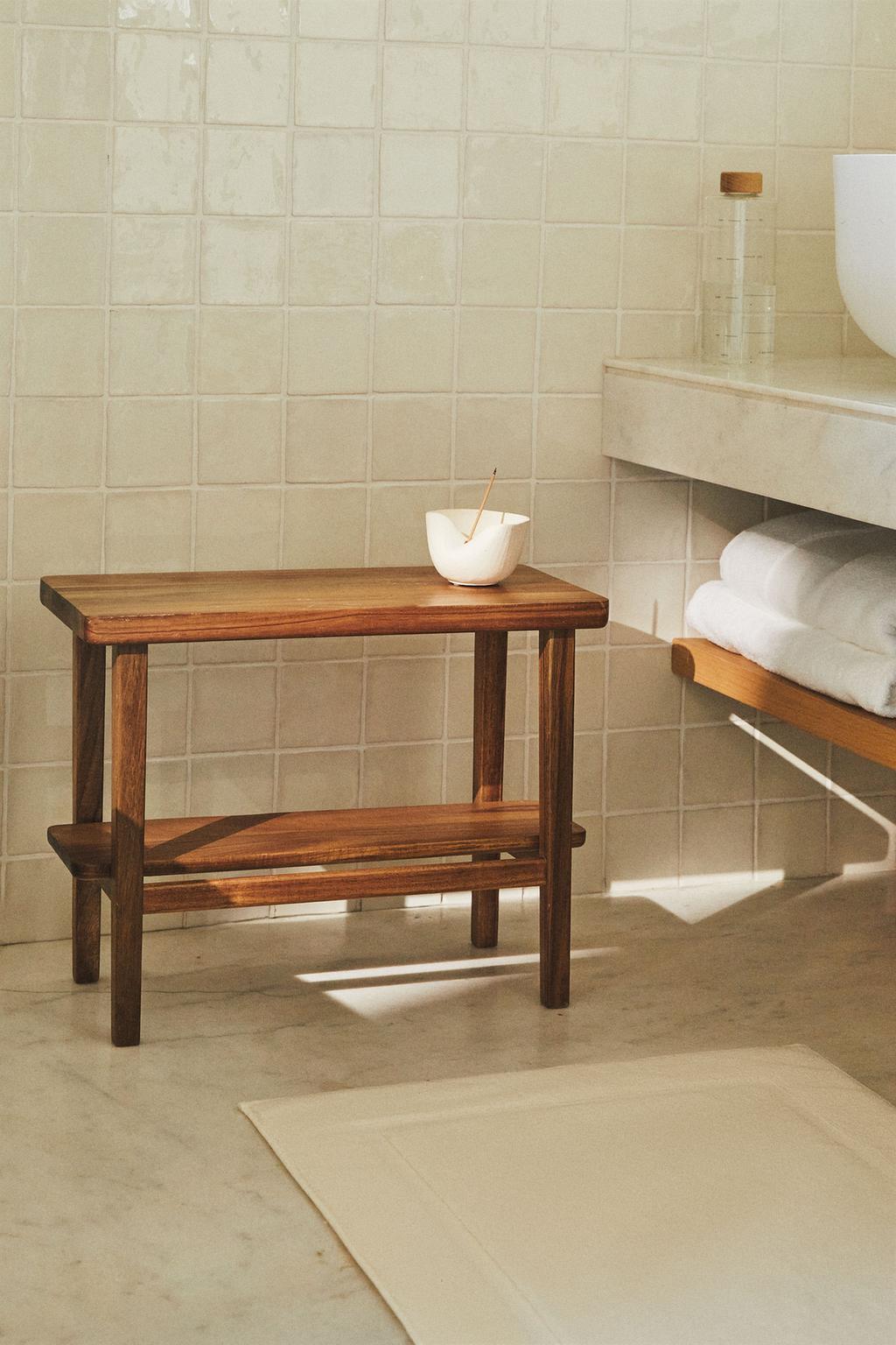 Bench, acacia, length 21.6"