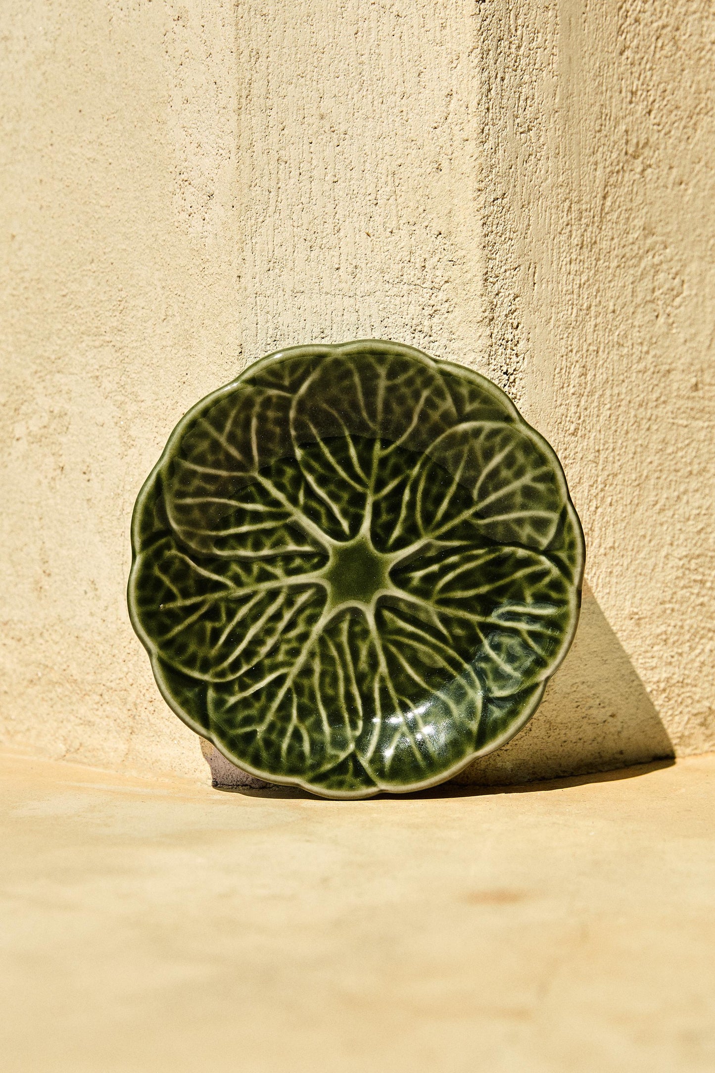 Serveware, side plate, stoneware, green cabbage leaf, 5.5in