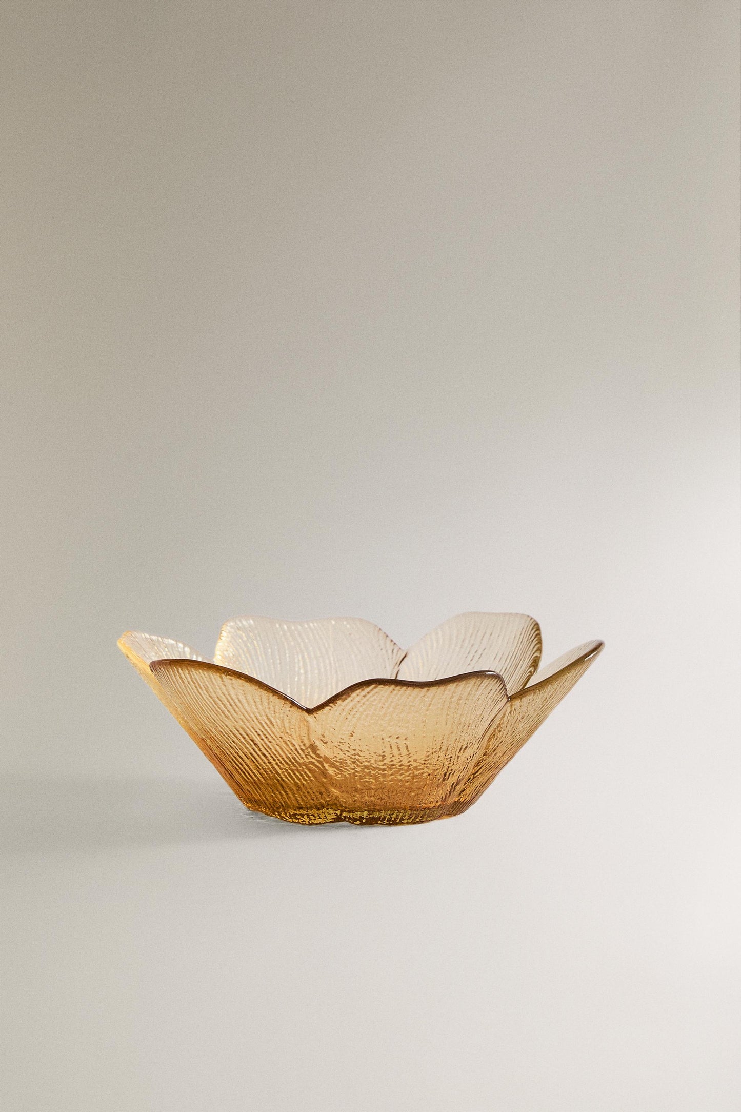 Serveware, bowl, glass, flower shape, brown
