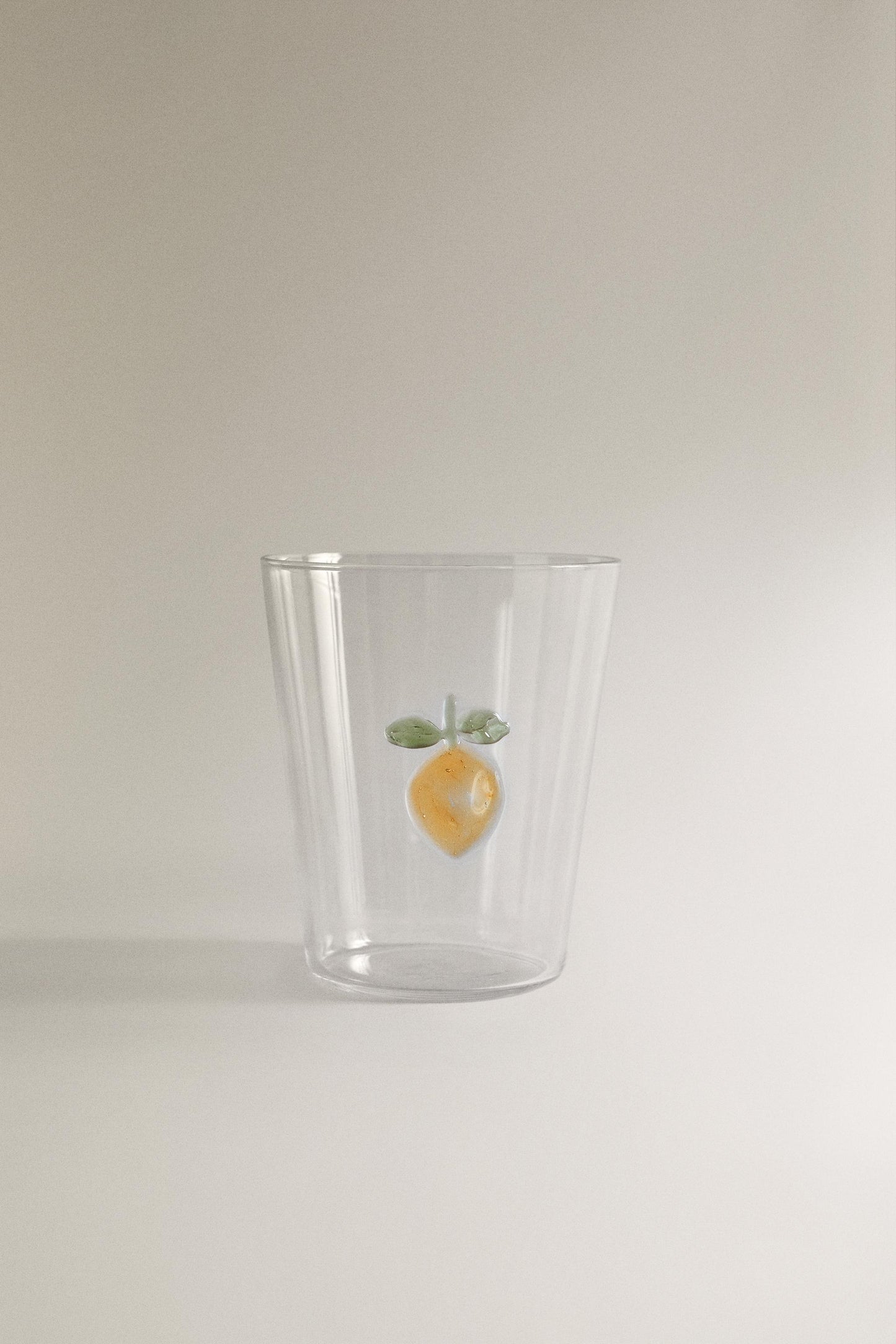 Drinkware, tumbler, glass, lemon