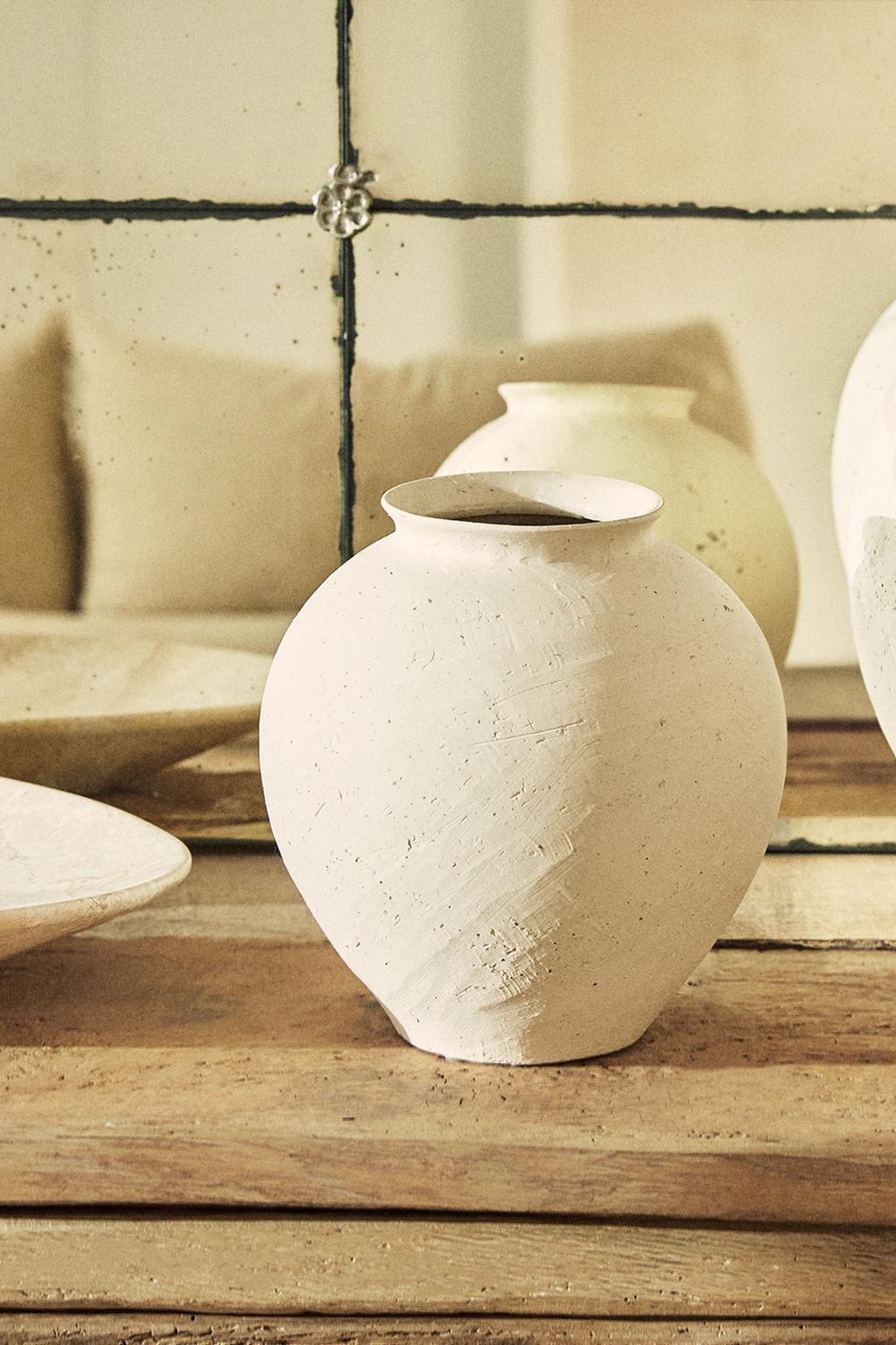 Vase, stoneware, textured pattern finish, gray