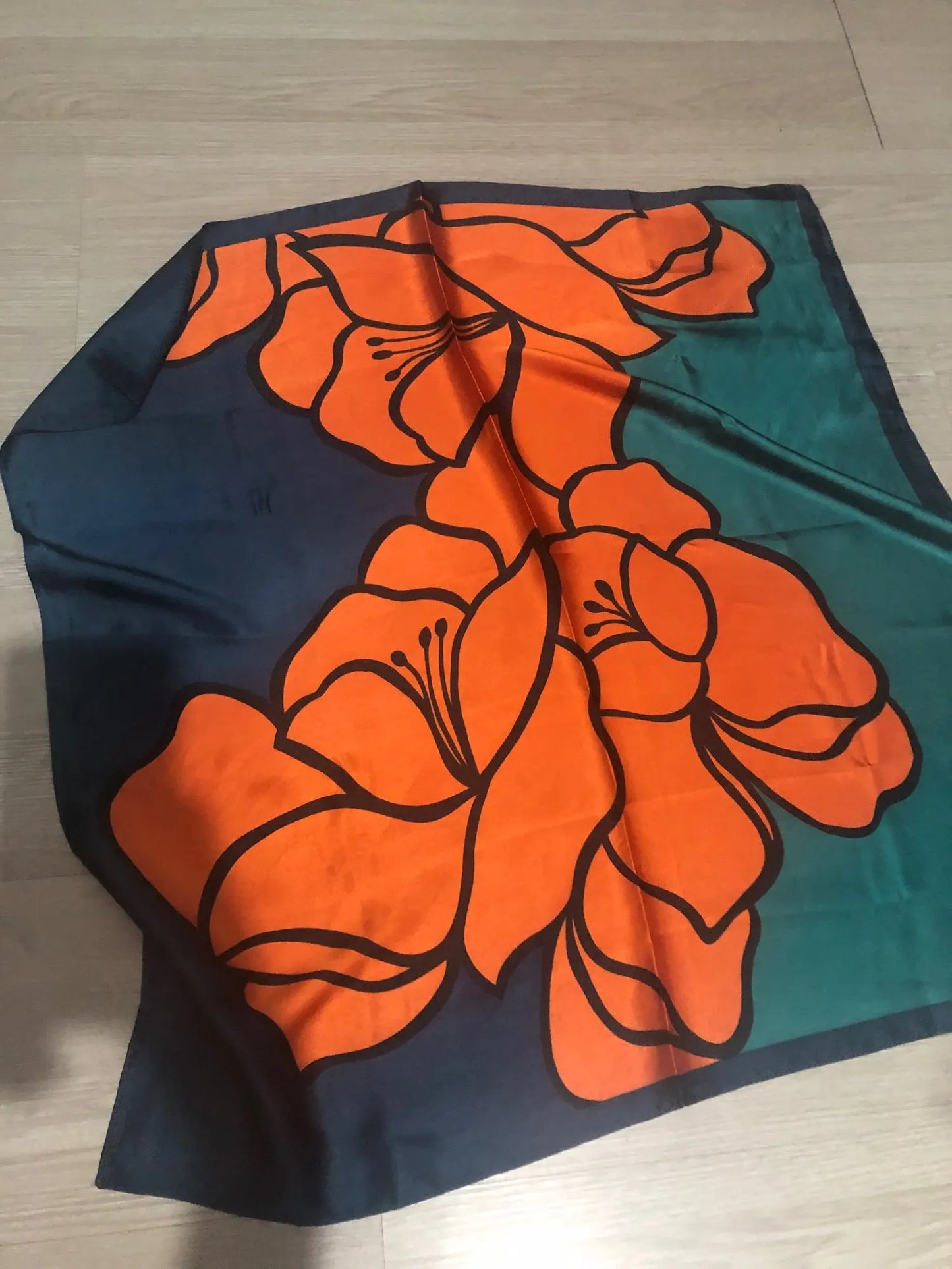 Scarf, satin effect printed scarf 27.65in