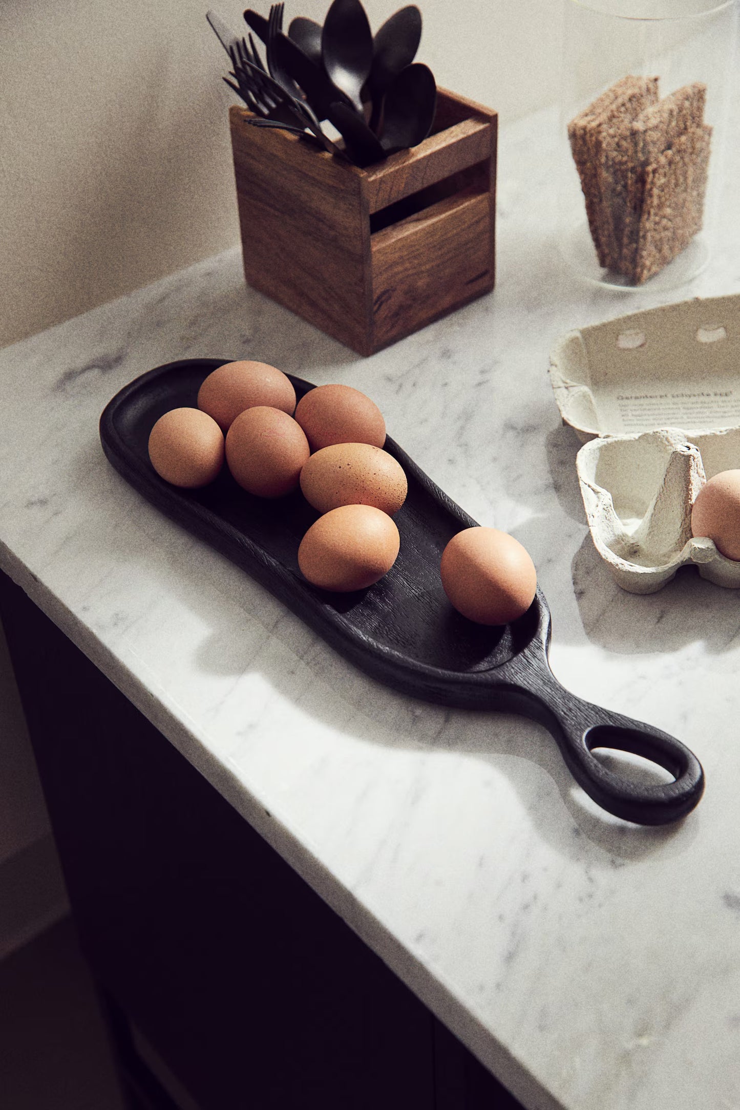 Serving tray, mango wood, asymmetric, 5 x 17 in