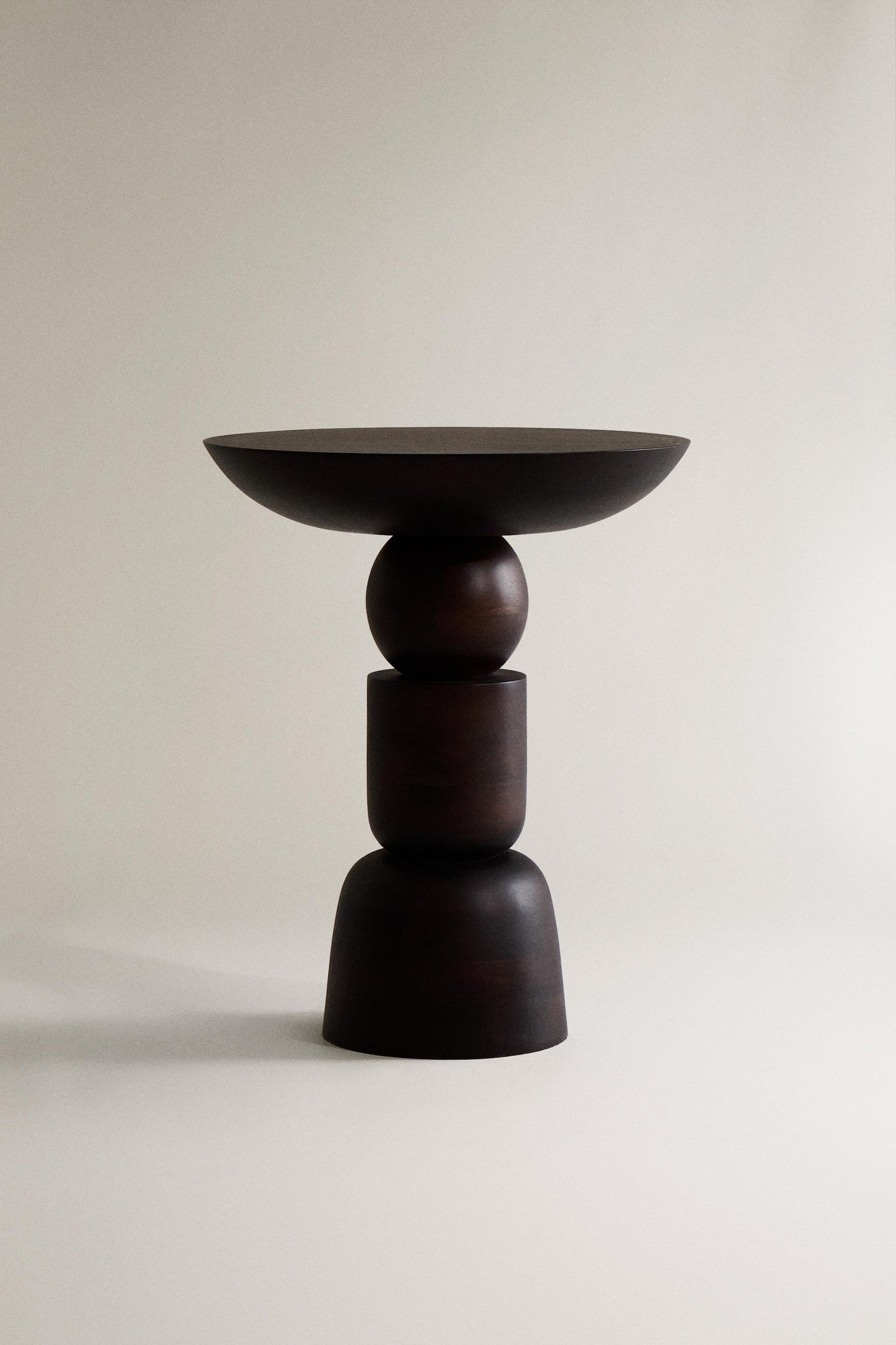 Side table, mango wood, geometric base