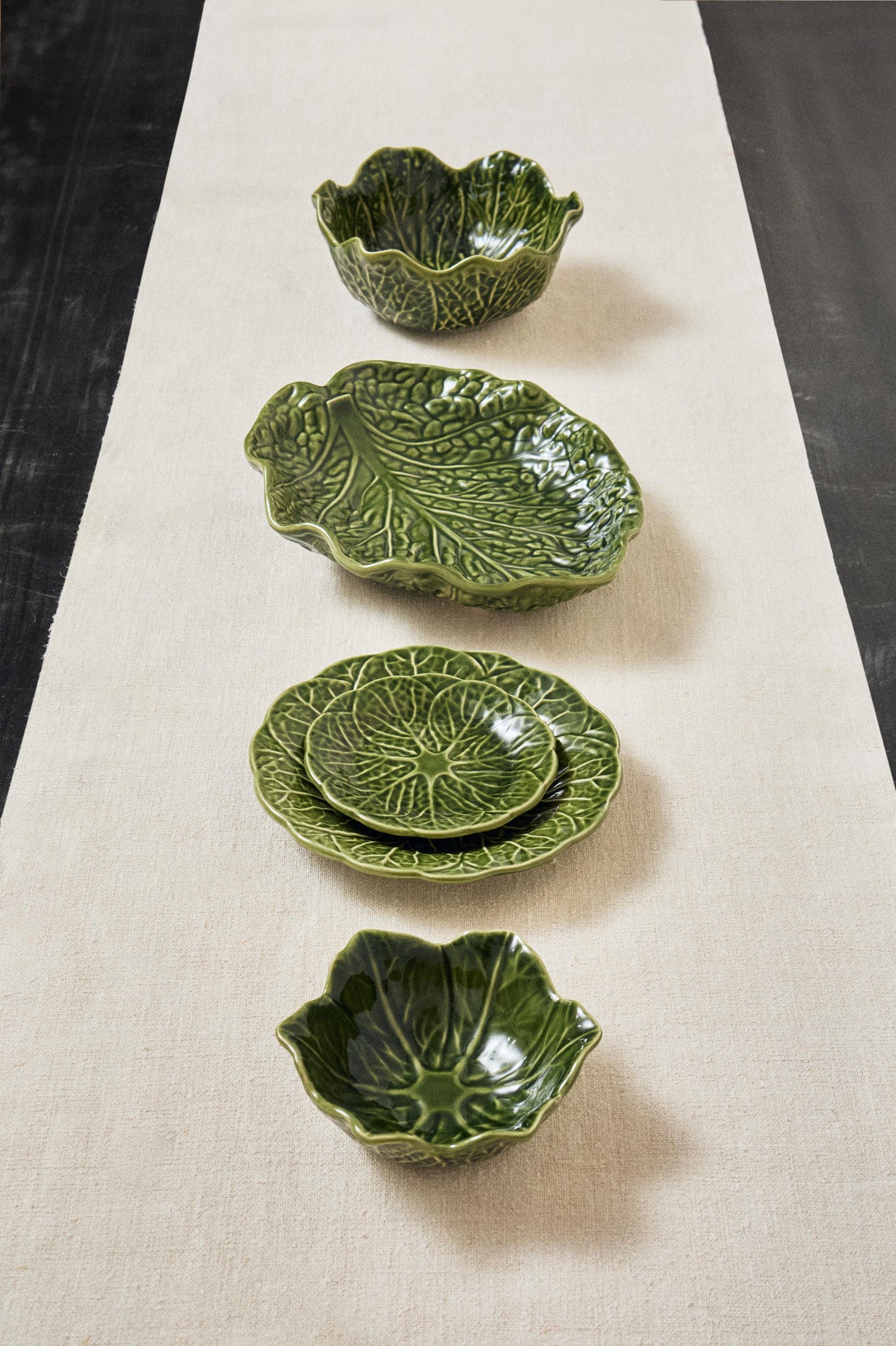 Serveware, side plate, stoneware, green cabbage leaf, 5.5in