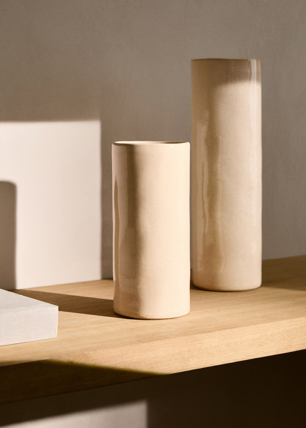 Vase, stoneware, cylindrical shape