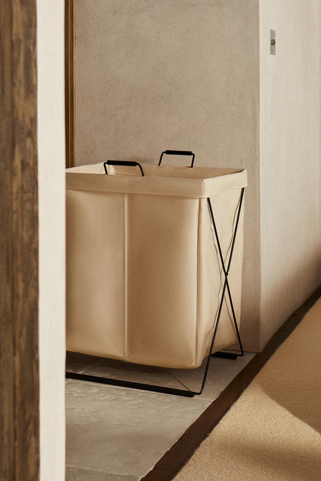 Laundry, foldable laundry hamper