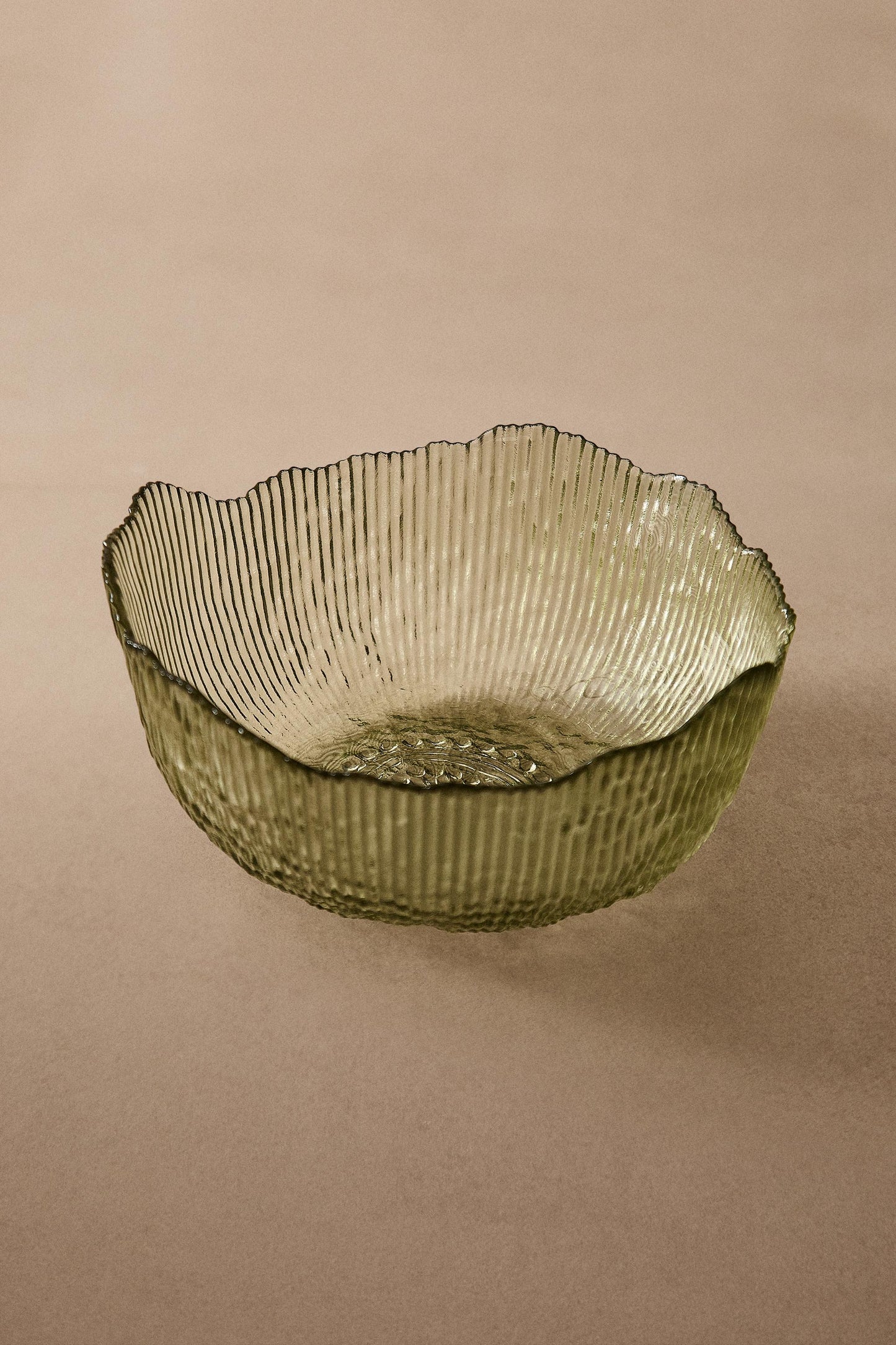 Serveware, bowl, glass, raised design, green, 8in