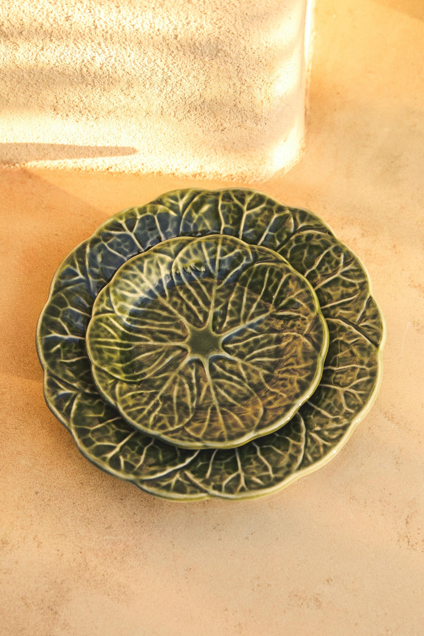 Serveware, side plate, stoneware, green cabbage leaf, 5.5in