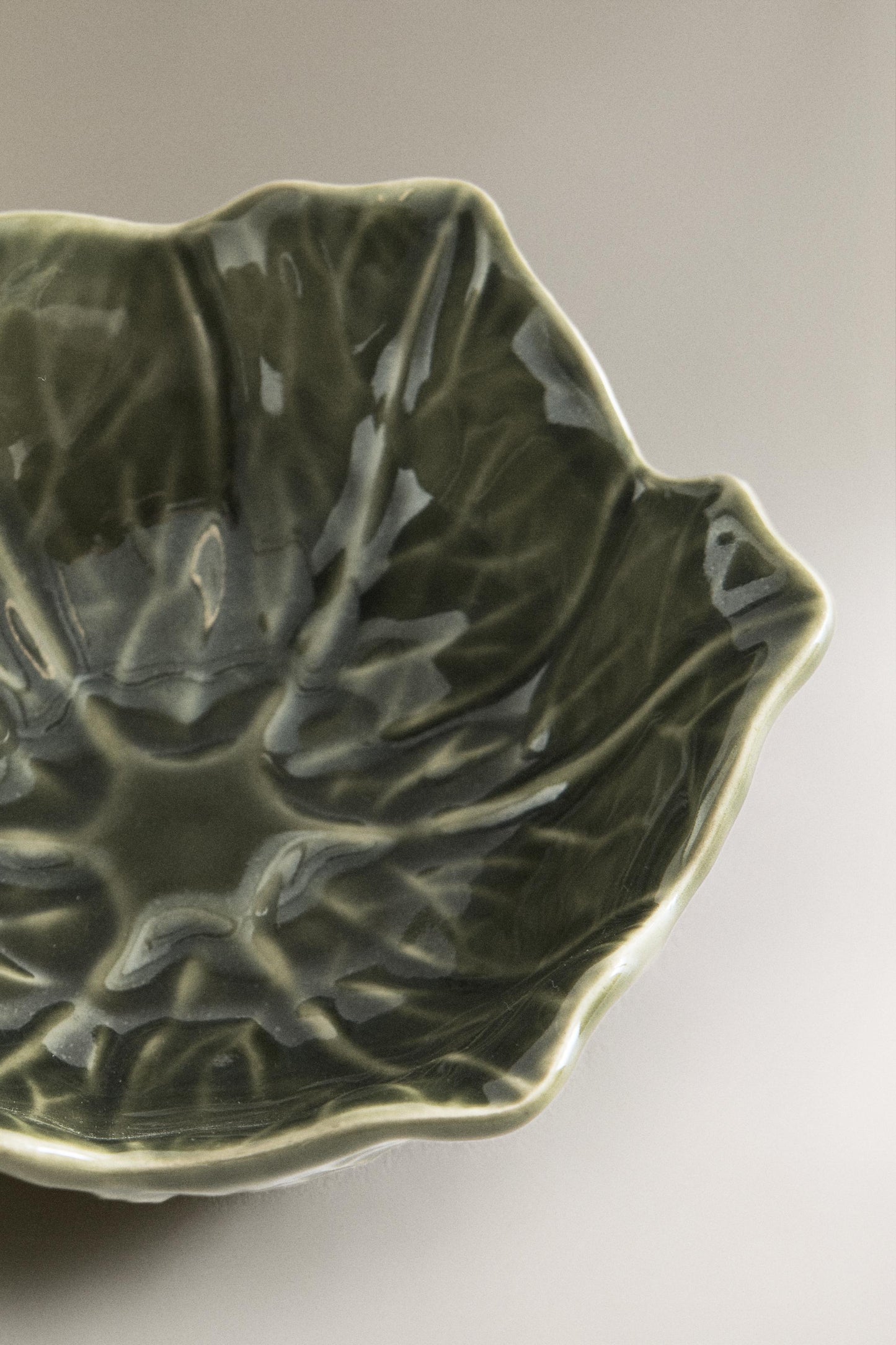 Serveware, side bowl, stoneware, green cabbage leaf, 6.1in