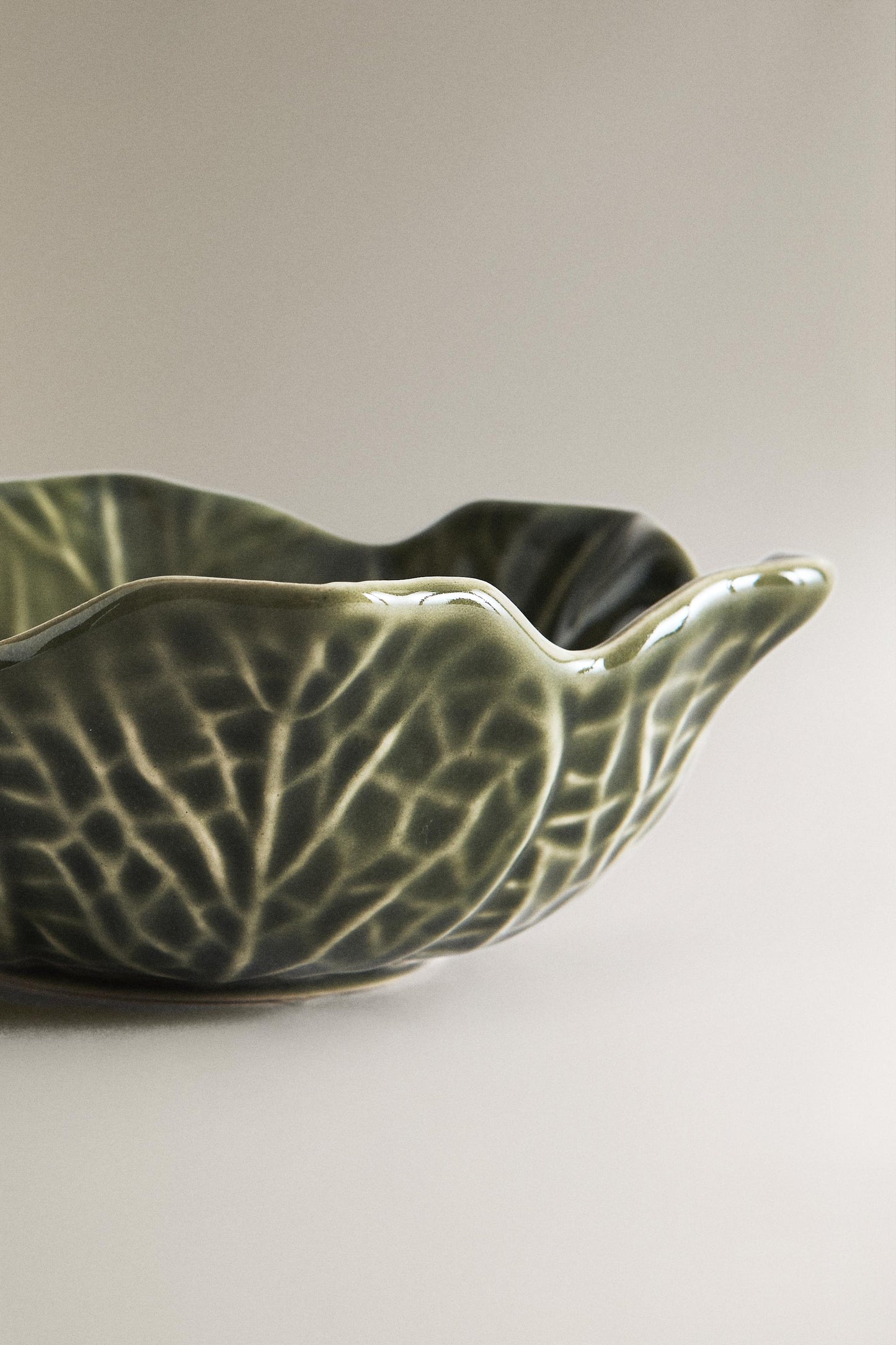 Serveware, side bowl, stoneware, green cabbage leaf, 6.1in