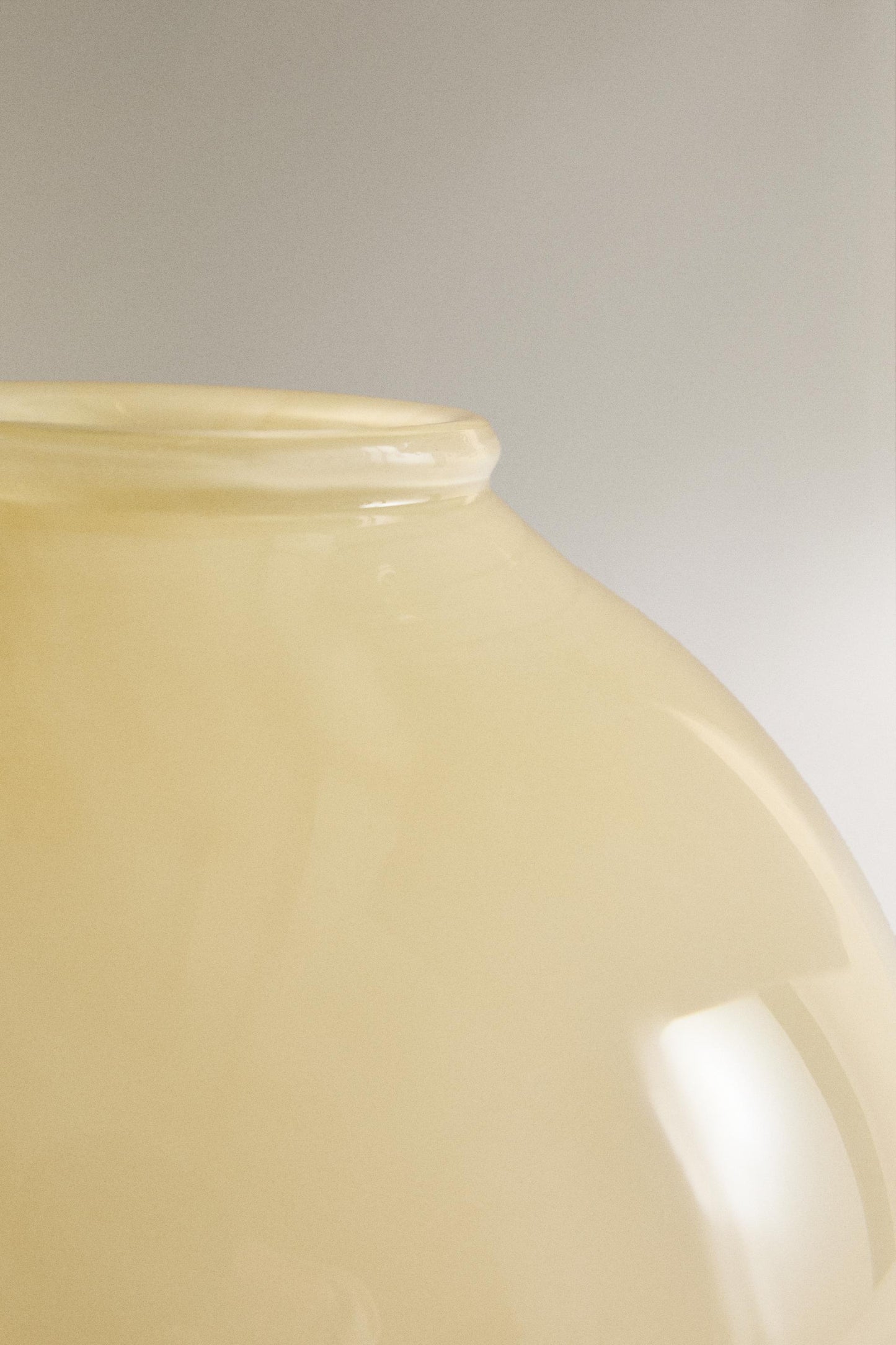 Vase, glass, light vanilla