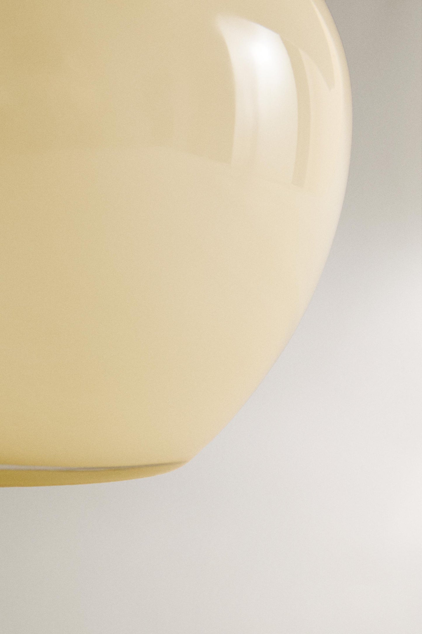 Vase, glass, light vanilla