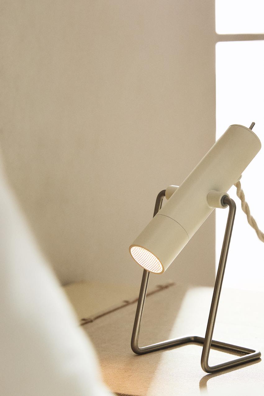 Desk lamp, metal, mini size spotlight