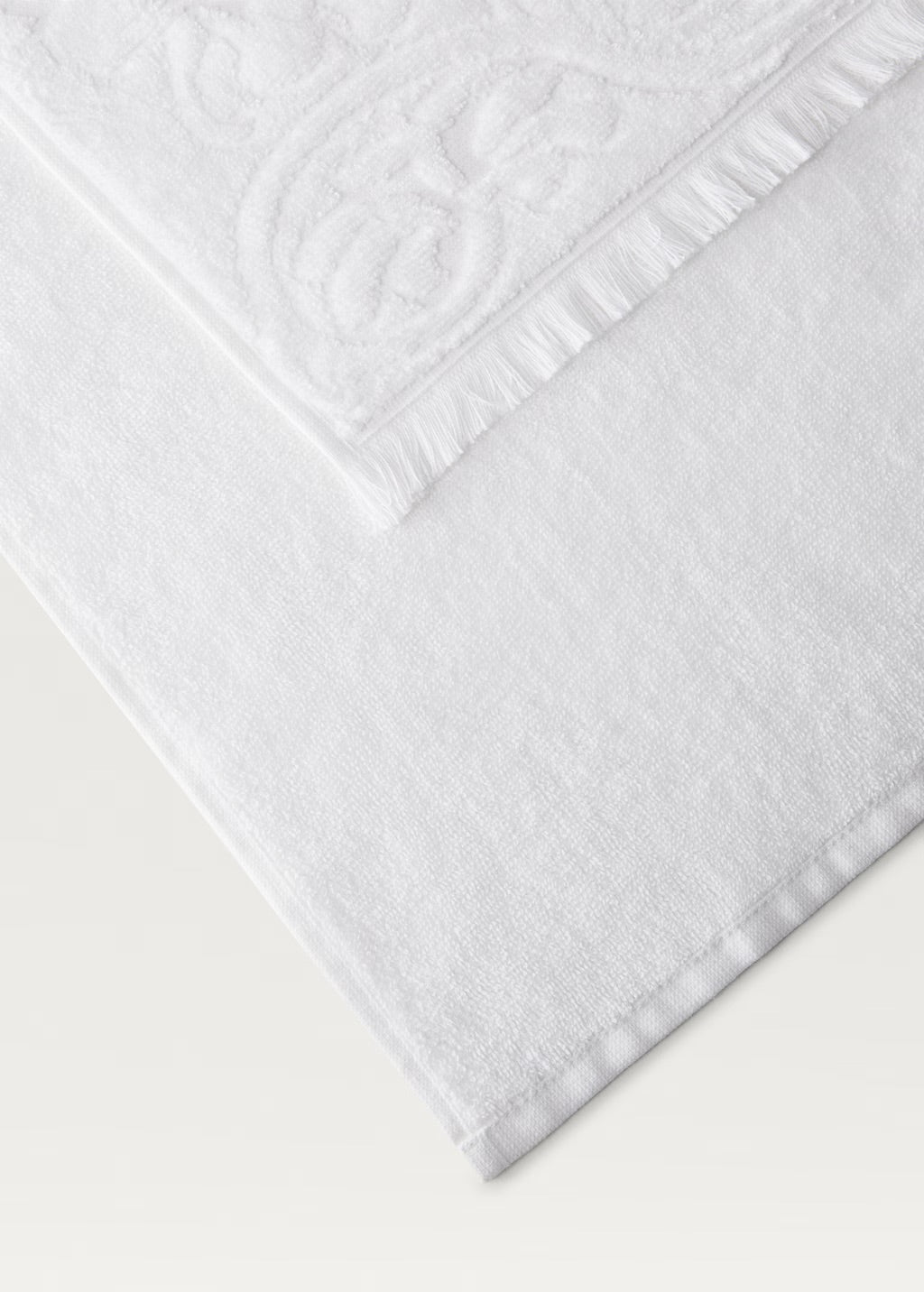 Towel, floral trim, 480 g/m2