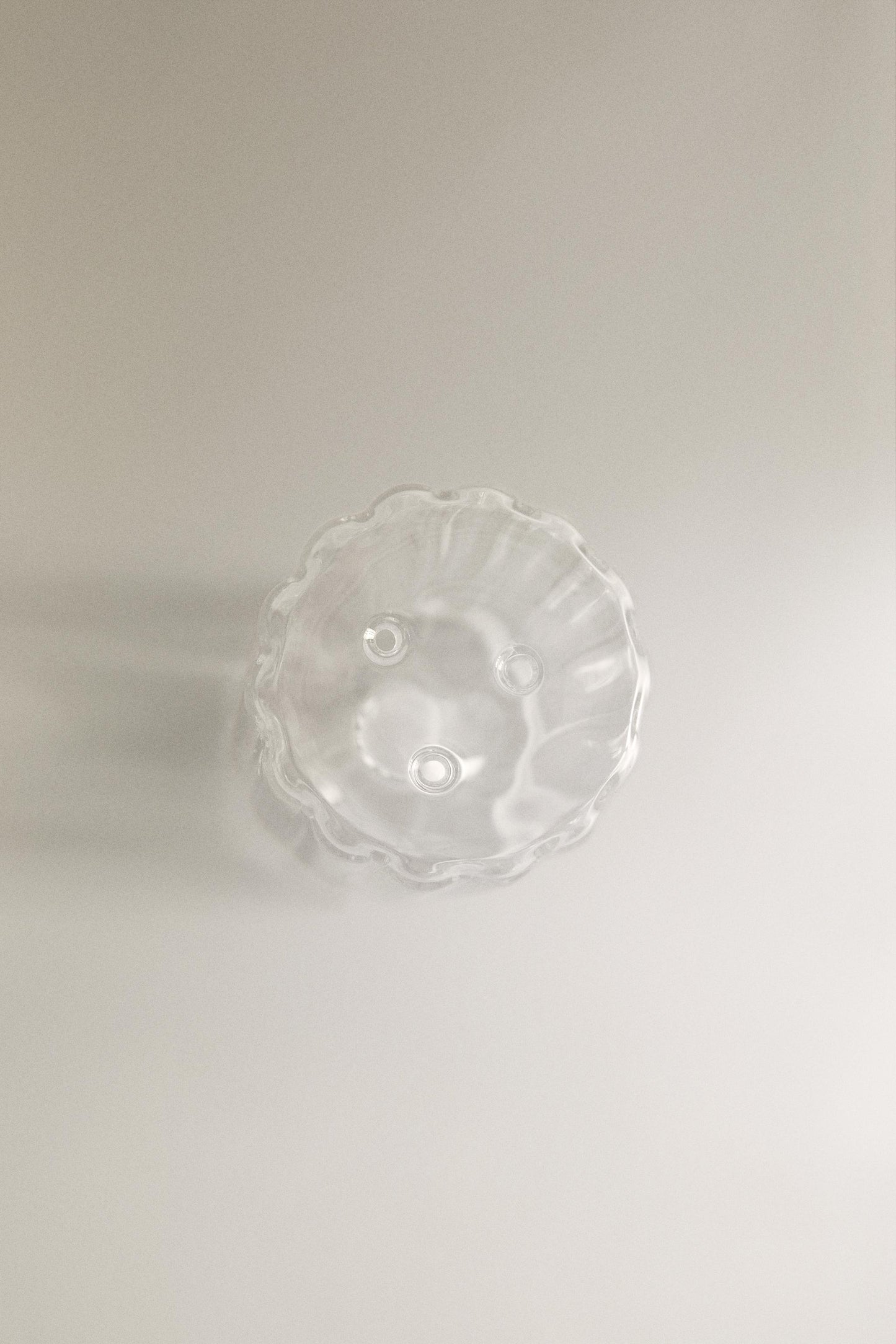 Salt shaker, beveled borosilicate glass