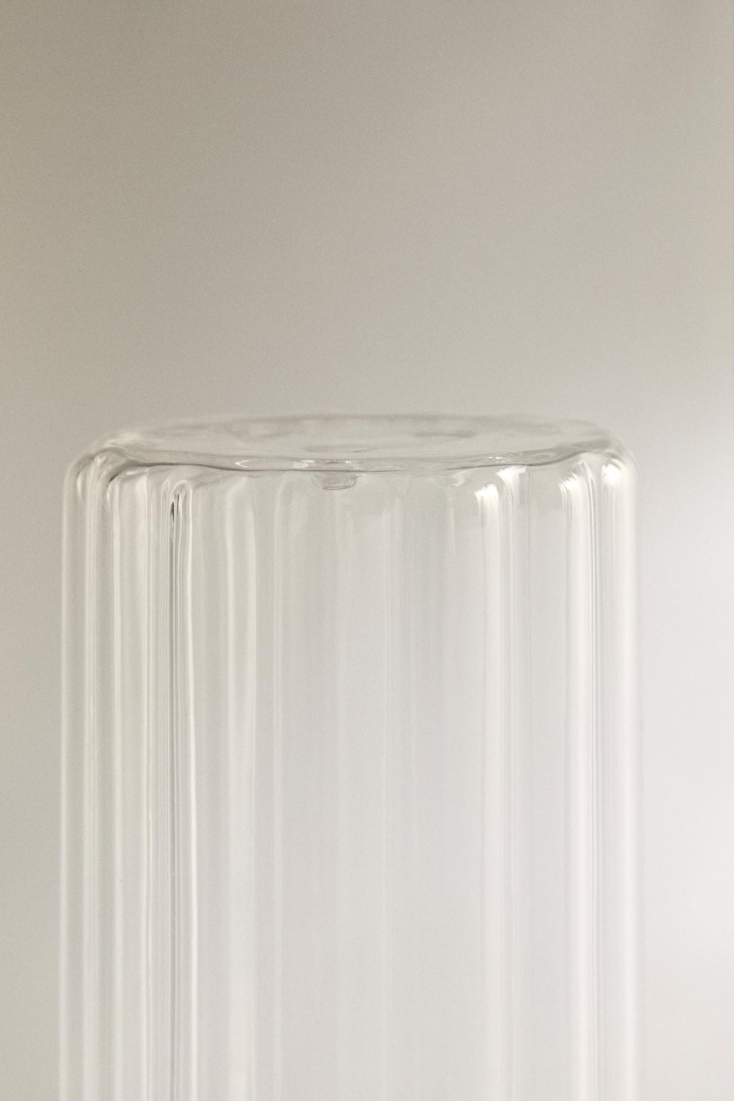 Salt shaker, beveled borosilicate glass