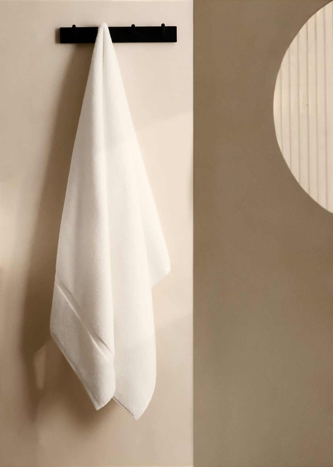 Towel, extra soft, simple design, 650 g/m2