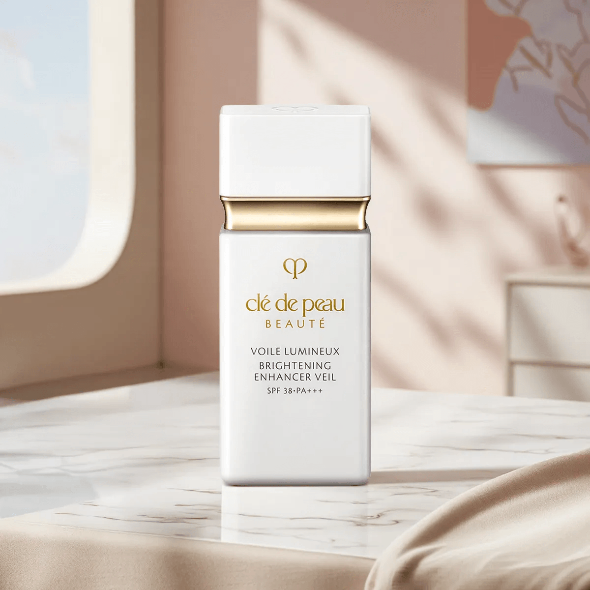 Clé de Peau Beauté Voile Lumineux Brightening Enhancer Veil SPF38 PA+++ 30ml