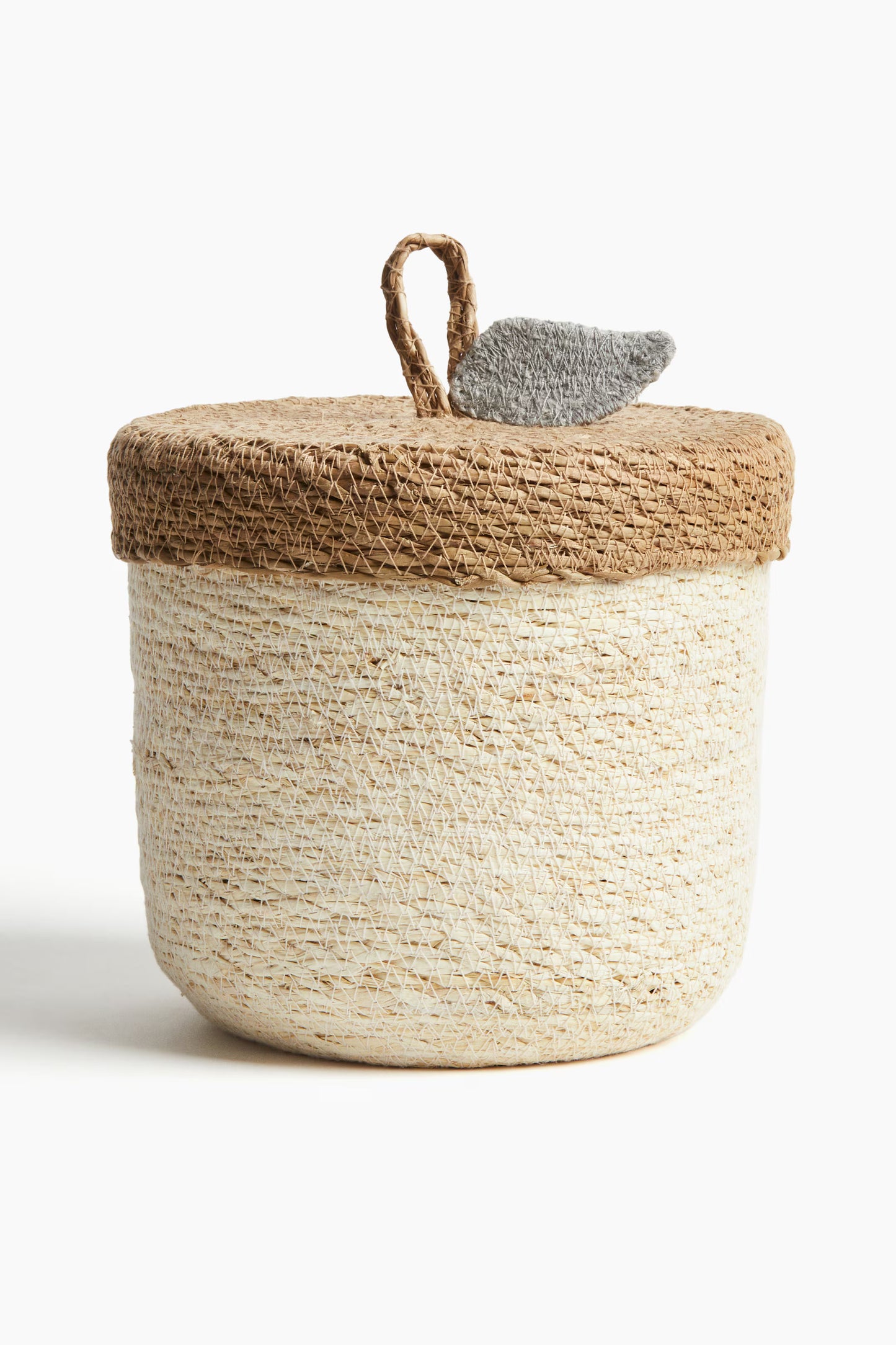 Decorative basket, seagrass, appliquéd lid