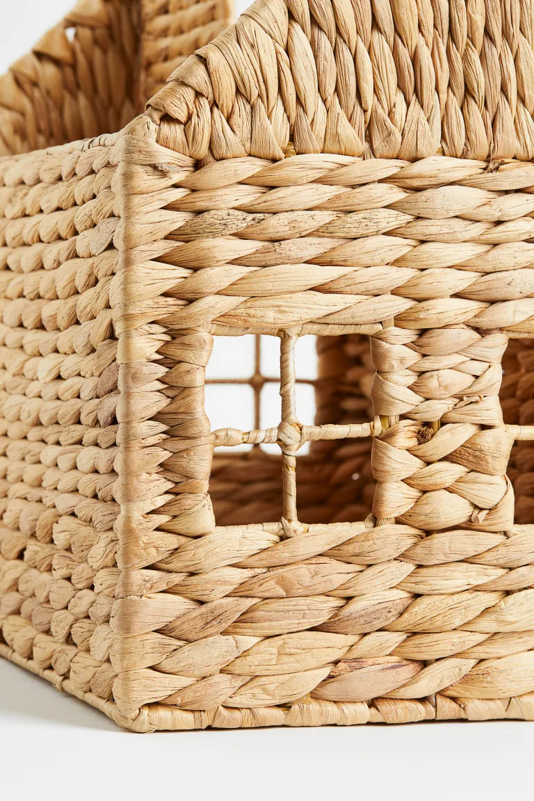 Storage, house-shaped book storage, braided water hyacinth straw