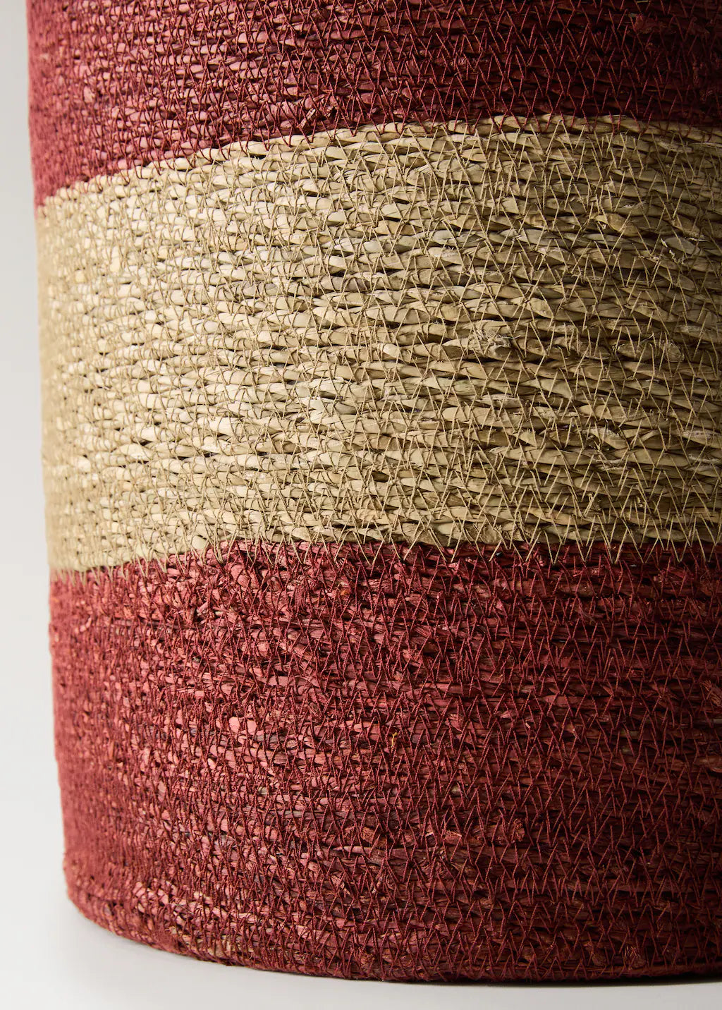 Decorative basket, seagrass, two short handles, maroon