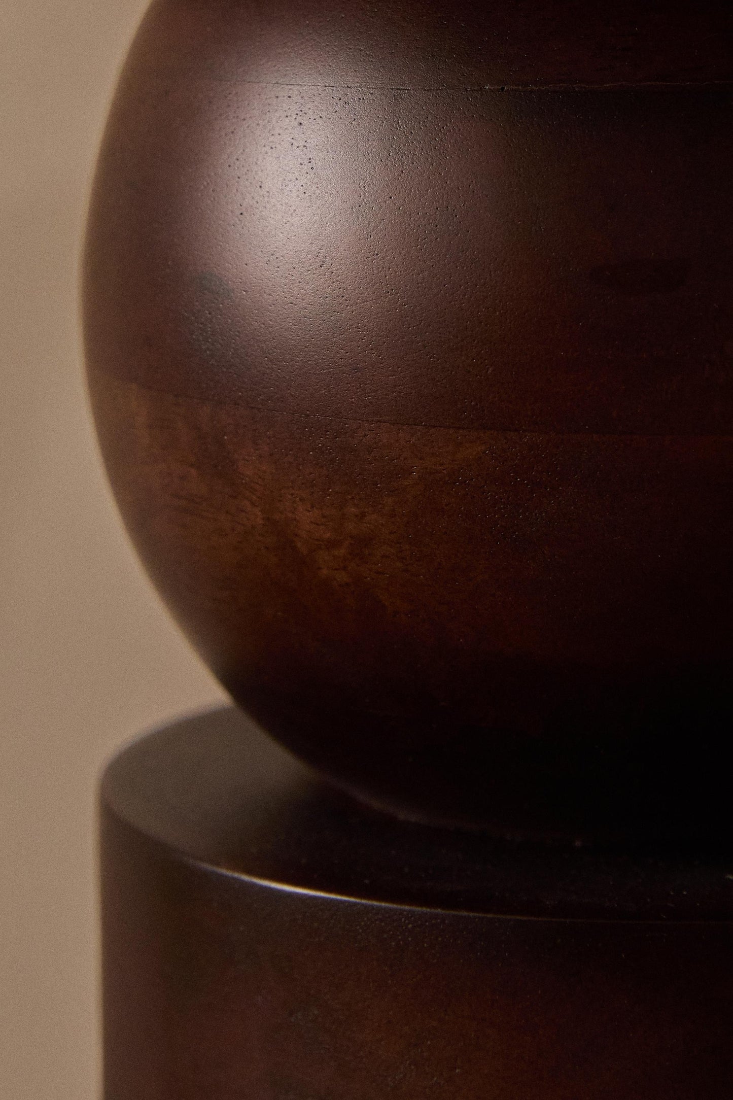 Side table, mango wood, geometric base
