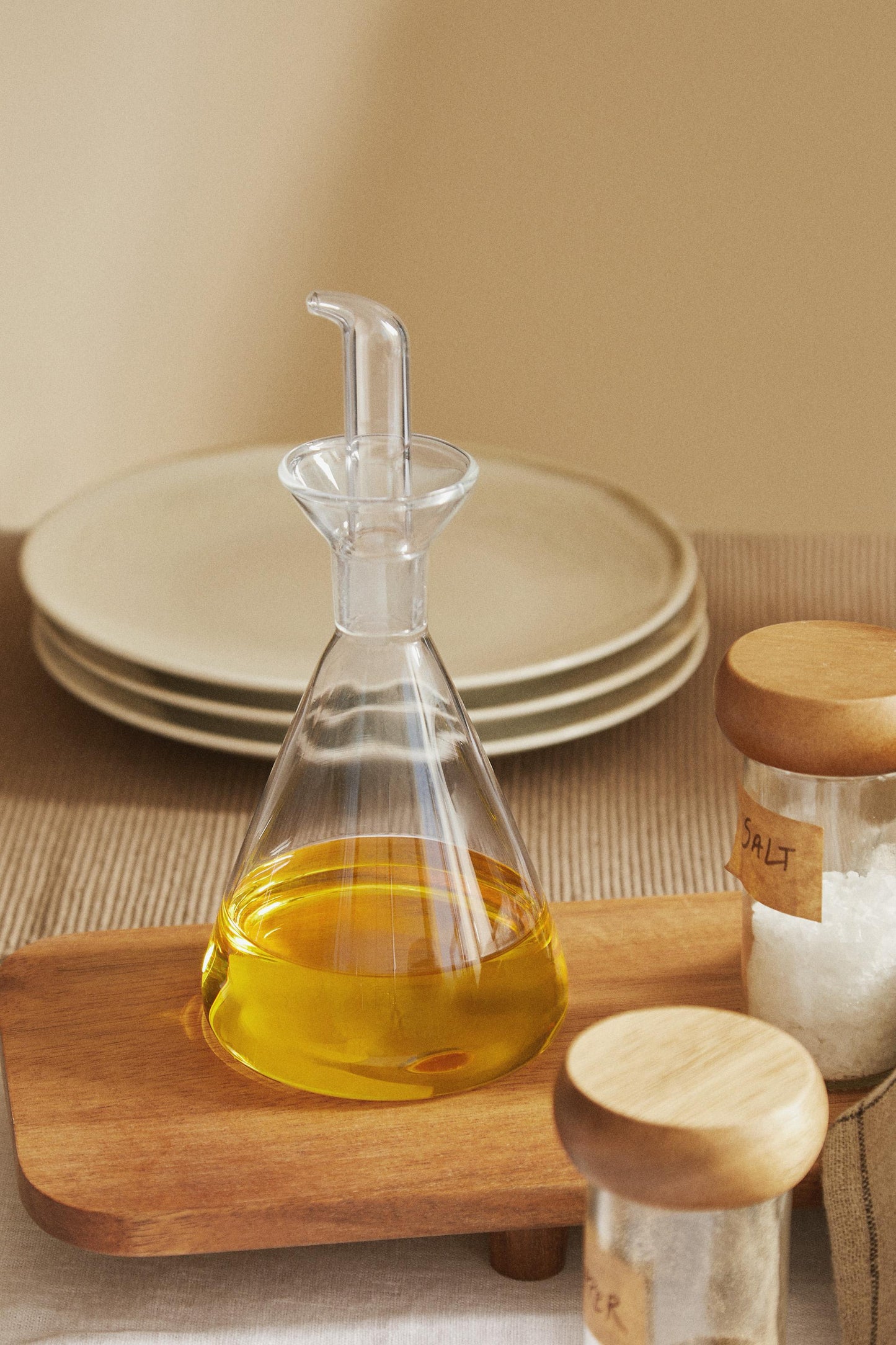 Cruet, borosilicate glass, basic