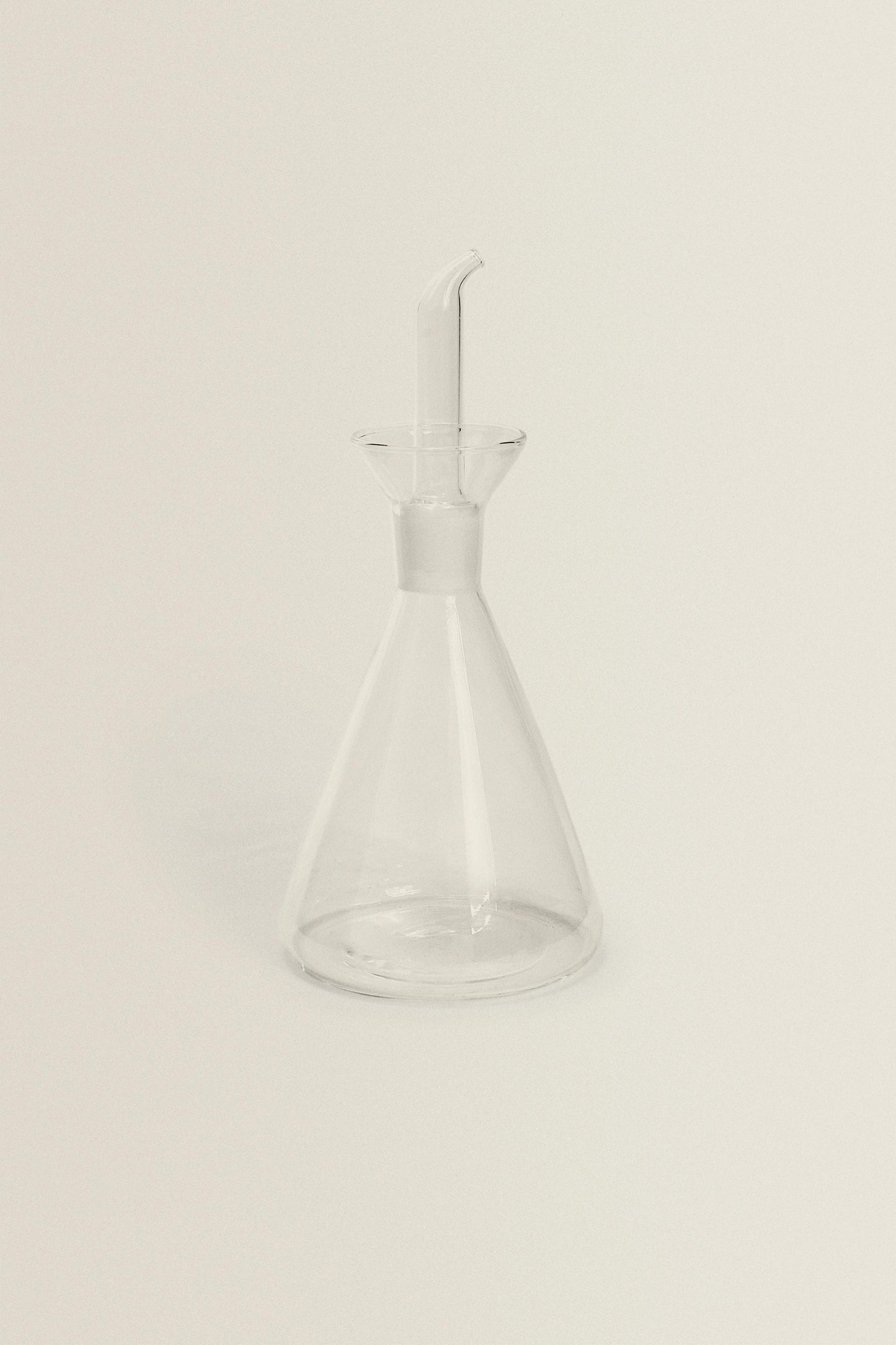 Cruet, borosilicate glass, basic