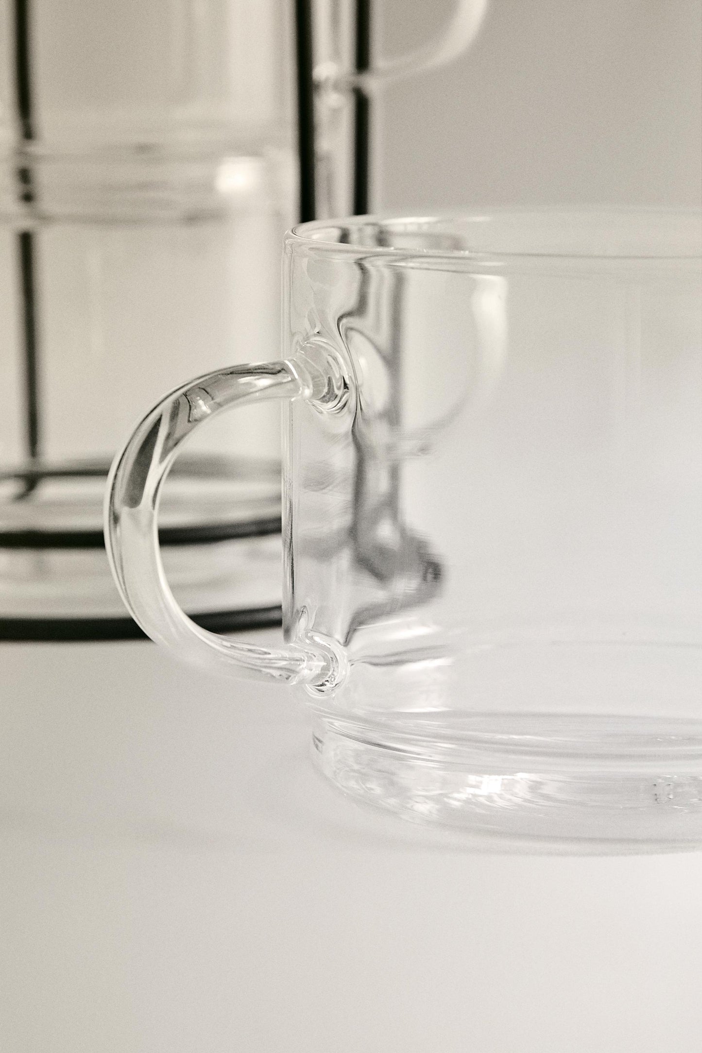 Drinkware, mug, borosilicate glass, with metal stand