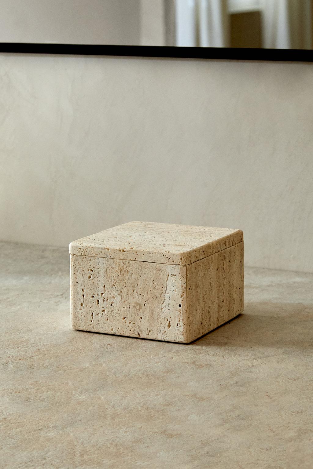 Storage box, marble, square