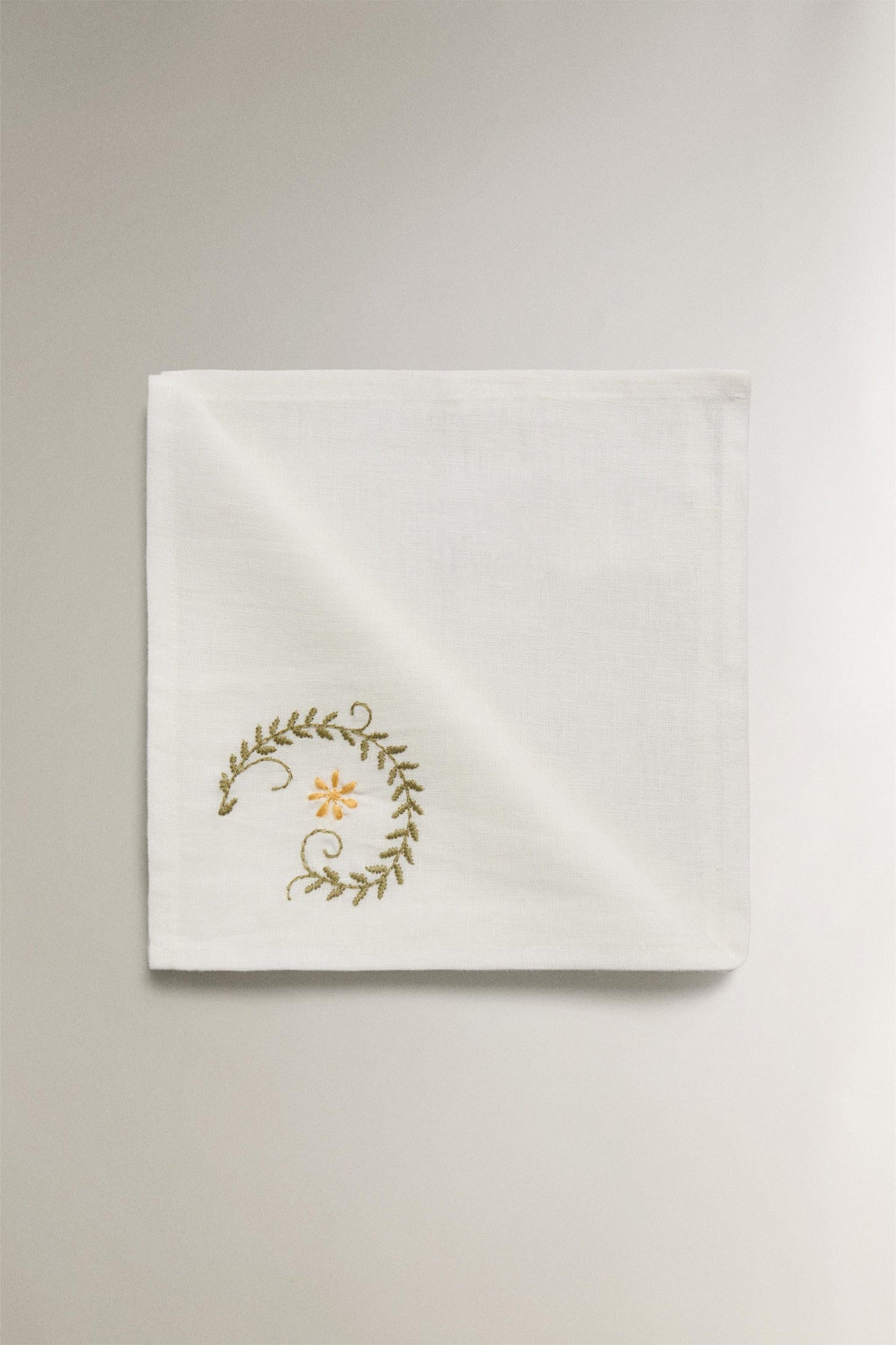 Napkin, linen, 17.5 in, pack 2, vine